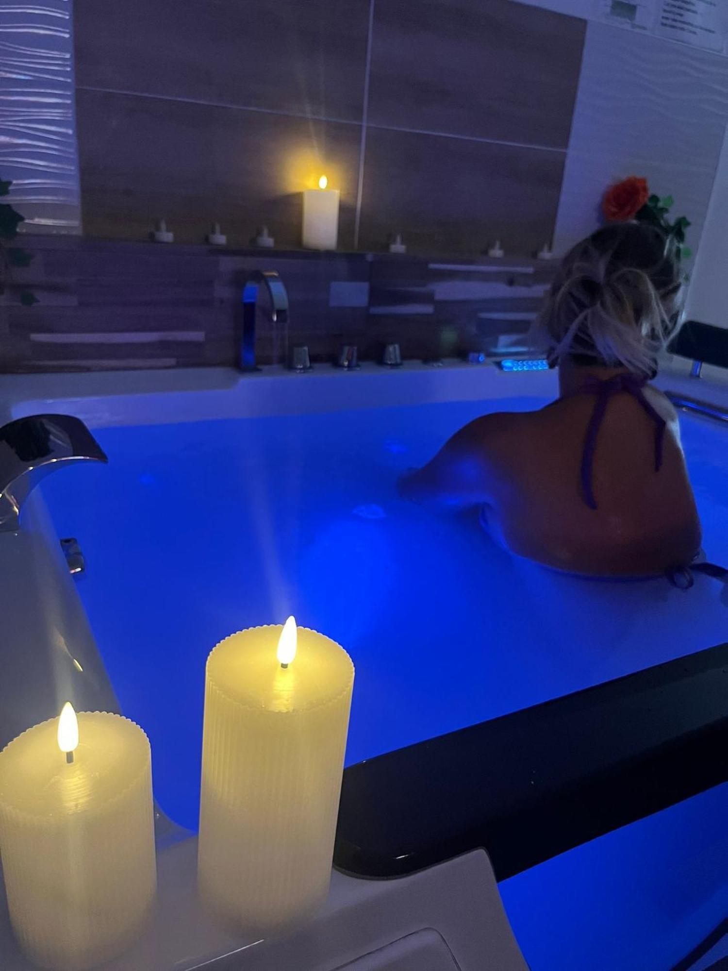 Studio Design Cocon Spa Prive A Deux Pas De Lille Bassee Exterior photo